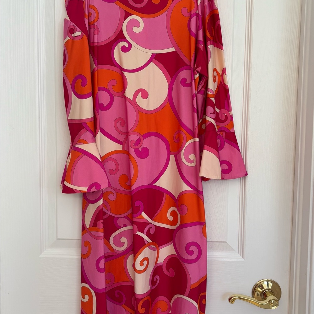 Pink Bell Sleeve Sheath Dress for Resort Wear